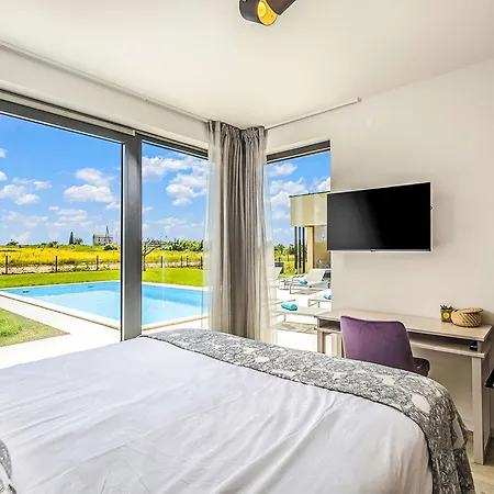 Stella & Alba By Interhome Brtonigla