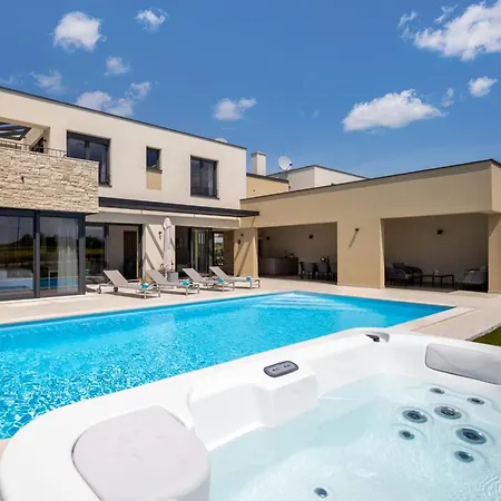 Villa Stella & Alba By Interhome