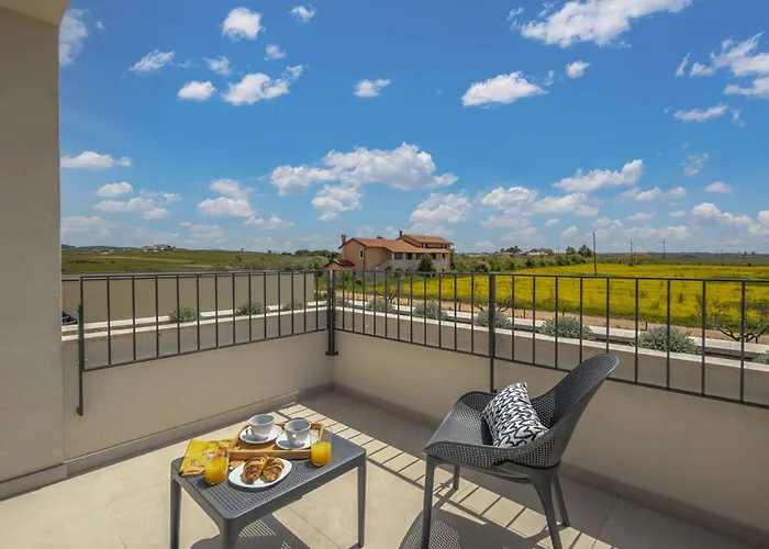 Villa Stella & Alba By Interhome *