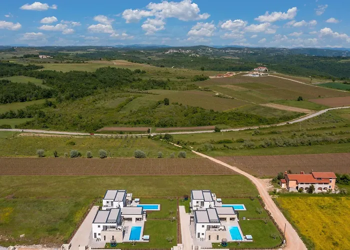 Villa Stella & Alba By Interhome Brtonigla